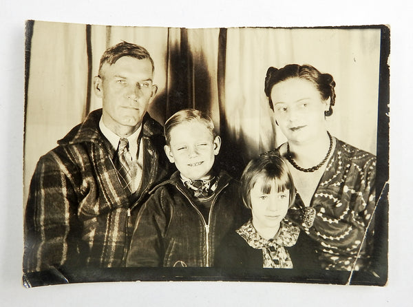 Vintage Snapshot 1930's Family Portrait Americana